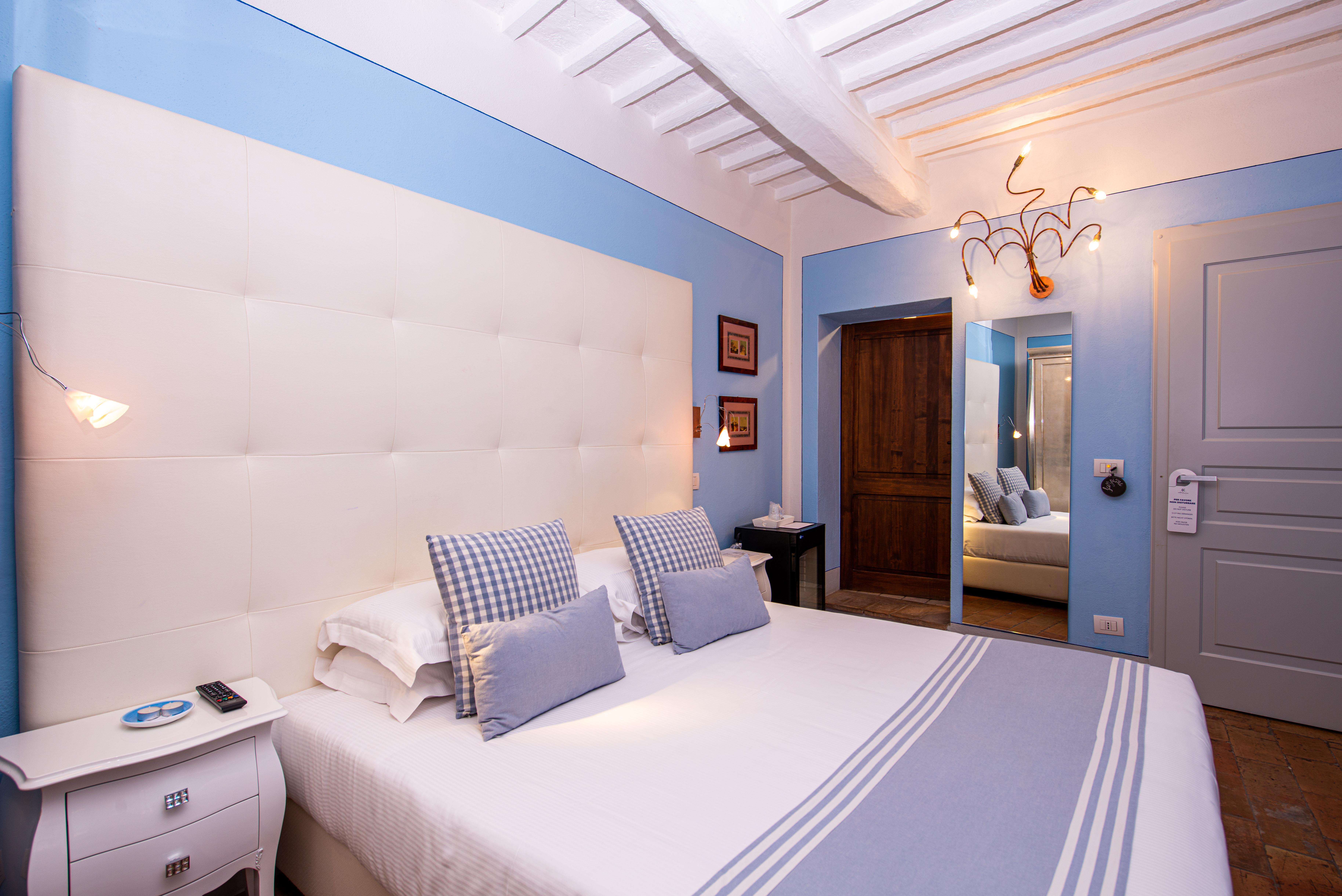 Palazzo Del Capitano Wellness E Relais Hotel San Quirico dʼOrcia Exterior foto